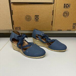 Vionic Kaitlyn wedge - navy/cream - size 9.5 wide